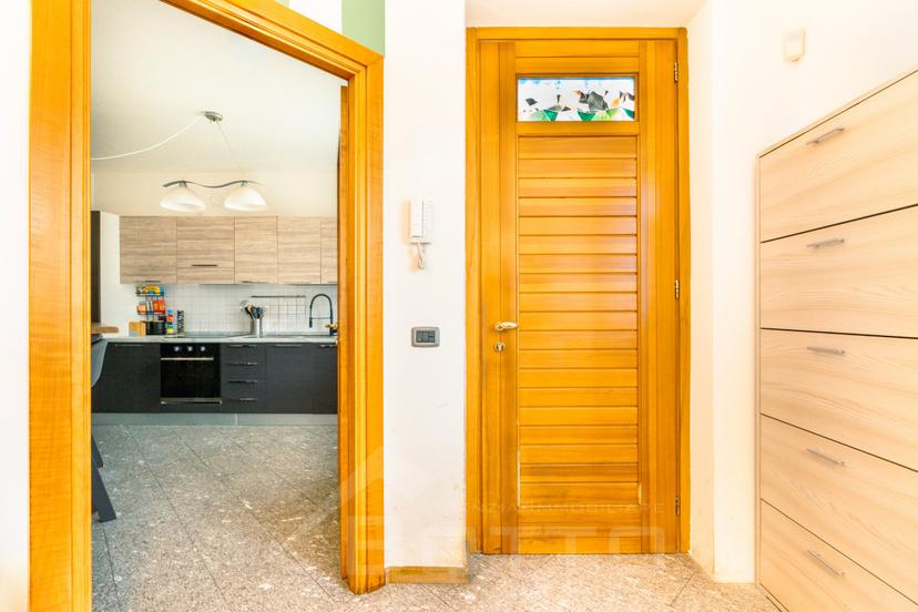 Villa in Via Gabbio N. 11, Casale Corte Cerro — foto 3 di 5