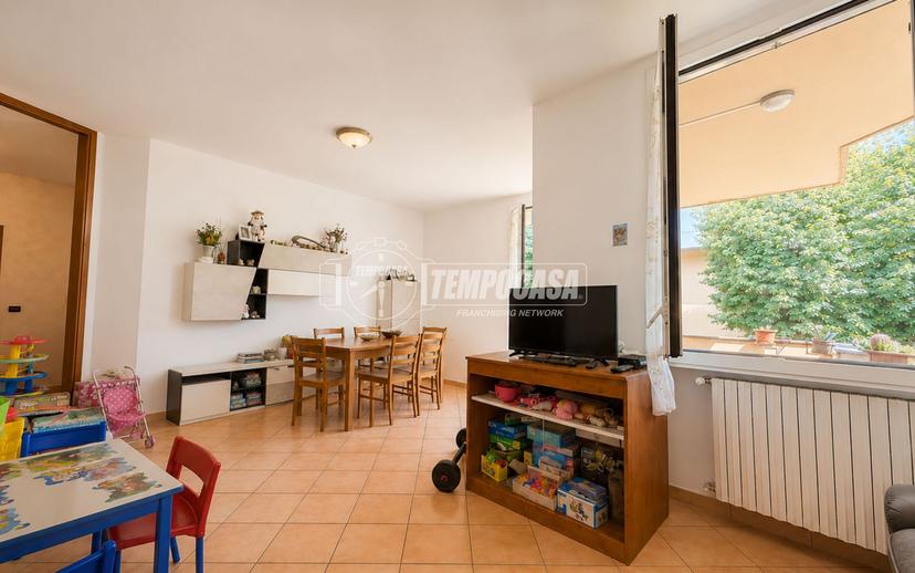 Quadrilocale in Via Virginia Besozzi 5, Monticello Brianza — foto 4 di 5