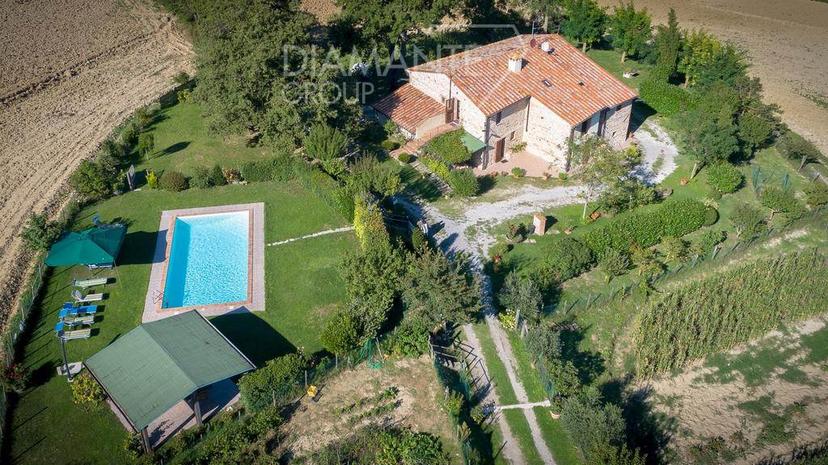 Casa colonica, Radicofani — foto 2 di 5