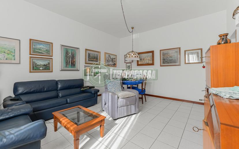 Bilocale in Via della Pace 8, Carnate