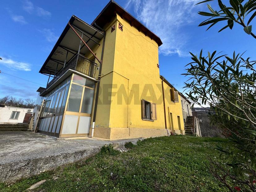 Casa indipendente in Via Pietranegra 5, Lettomanoppello — foto 2 di 5