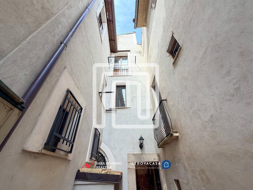 Casa indipendente in Piazza Garibaldi, Sulmona — foto 3 di 5