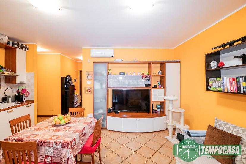 Trilocale in Via Walter Tobagi, Gugnano 2, Casaletto Lodigiano — foto 4 di 5