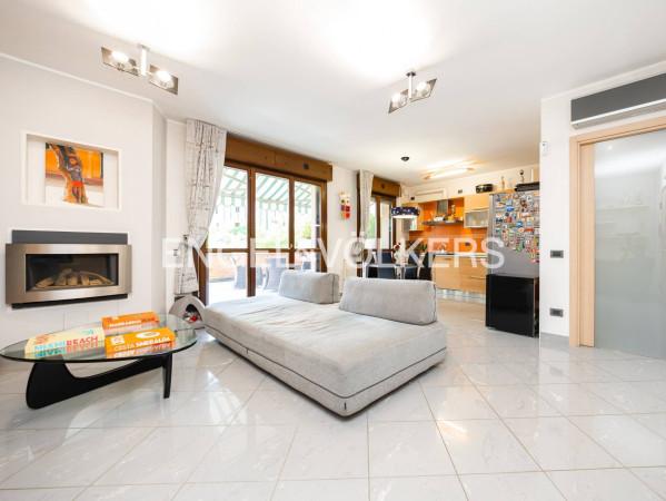 Appartamento in Via Giovanni Guareschi 99, Modena