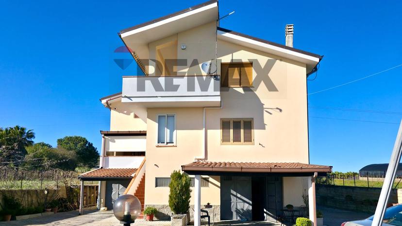 Villa in Via Ferdinando Magellano 29, Grammichele — foto 3 di 5