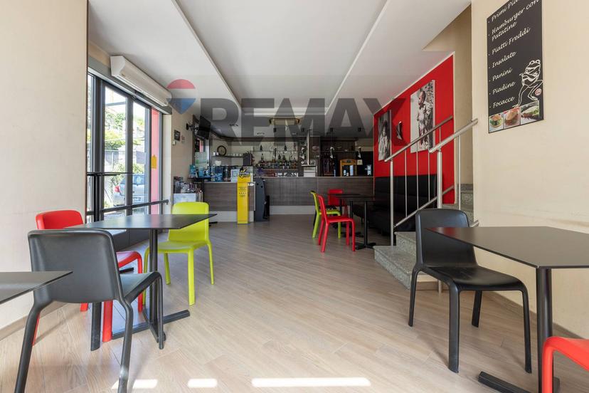 Villa in Via XX Settembre 30, Caravate — foto 4 di 5