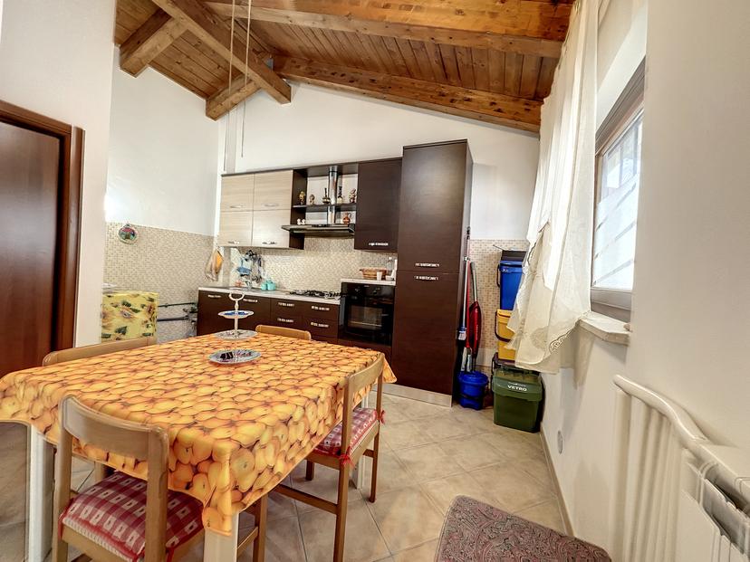 Trilocale in Contrada San Pietro Snc, Massignano