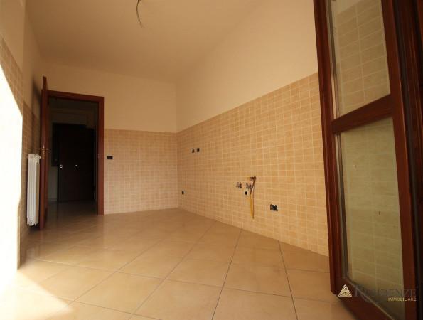Trilocale in Via Vittorio Bachelet, Canino — foto 3 di 5