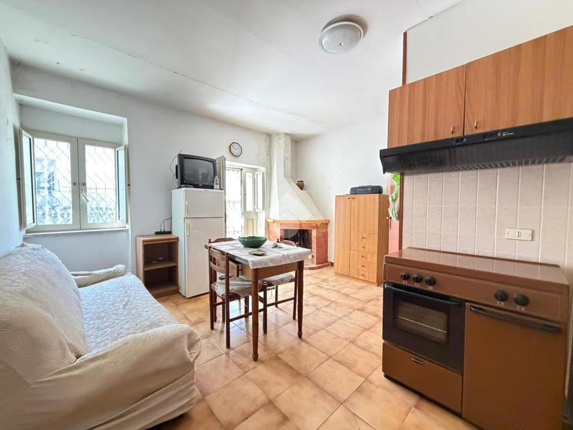 Casa indipendente in Via Carlagiove 14, Pannarano — foto 3 di 5