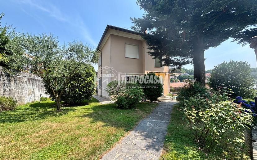 Trilocale in Via Verdi 147, Lipomo — foto 2 di 5