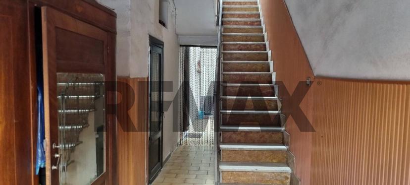 Casa indipendente in Via De Amicis 93, Paternò