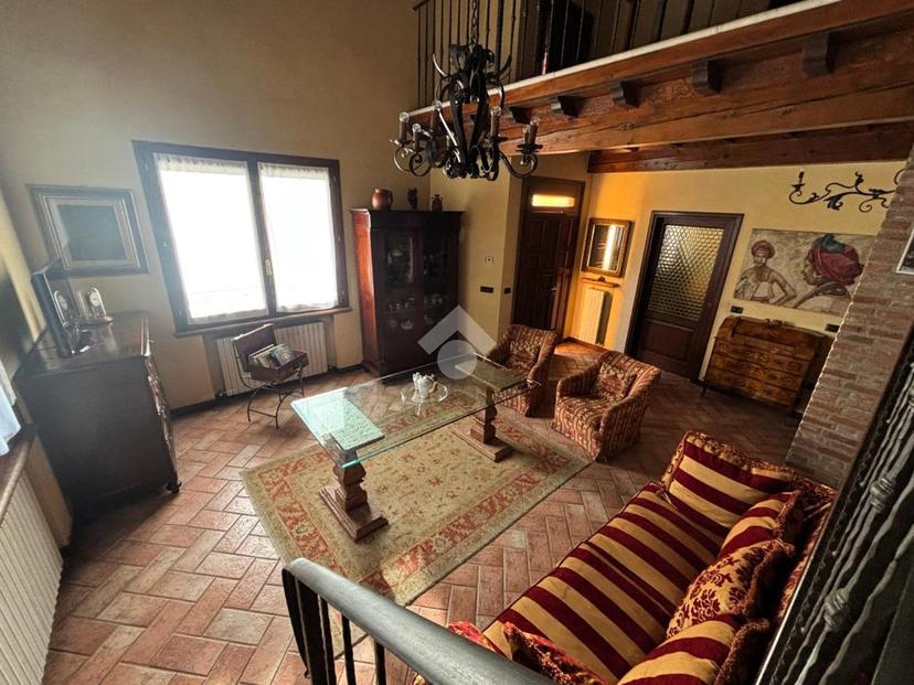 Villa in Via degli Orti 12, Mantova — foto 3 di 5