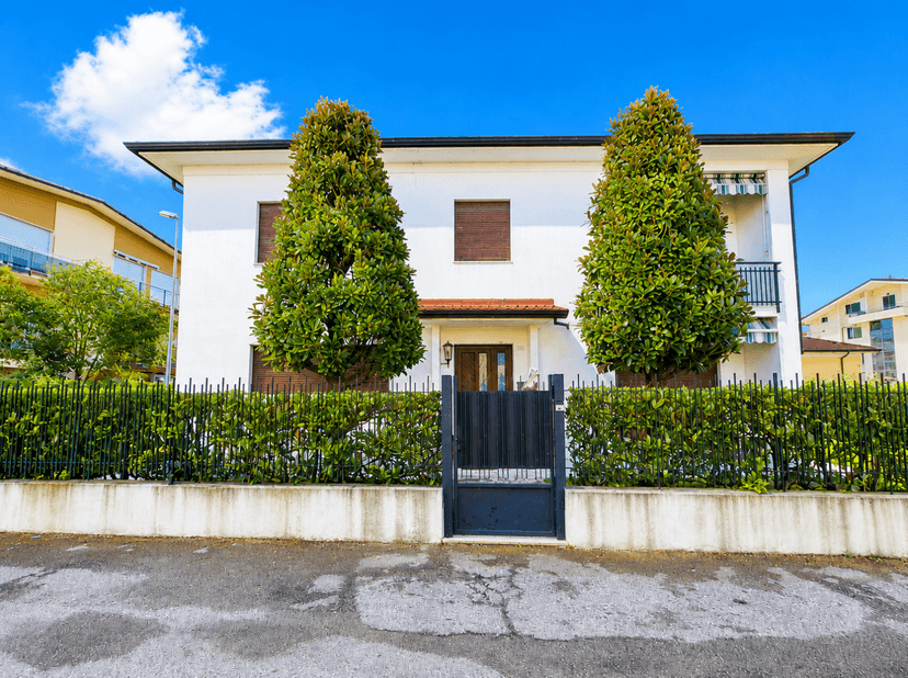 Casa indipendente in della Bassa 145, Carrara — foto 5 di 5