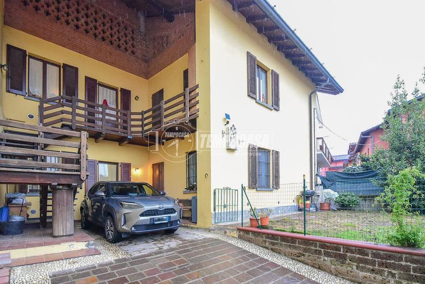 Villa a schiera in Via Giovanni Randaccio, Cantù — foto 3 di 5