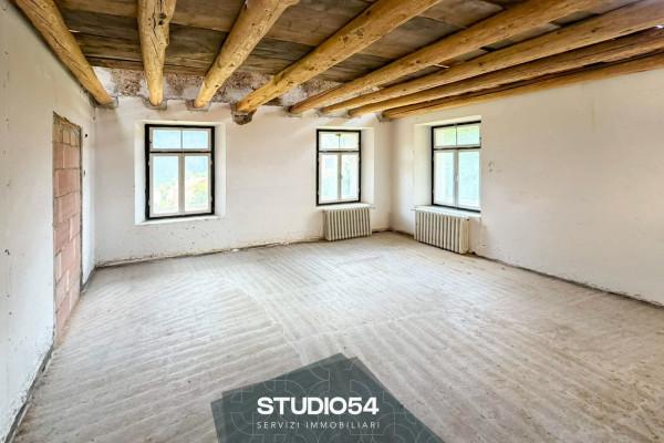 Villa bifamiliare in Via Roma 44, Domegge di Cadore