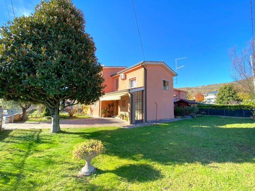 Villa in Via Guido Negri, Lozzo Atestino — foto 5 di 5