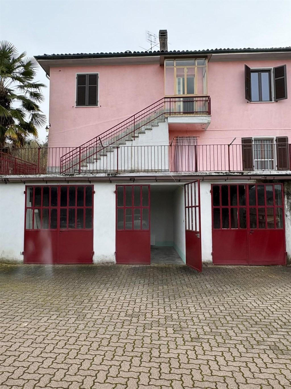 Porzione di casa in Via Marconi 11, Mombercelli