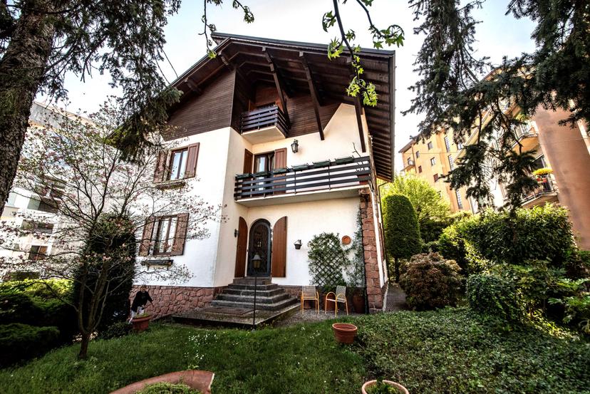 Villa unifamiliare in Via Asiago  57, Cantù — foto 5 di 5