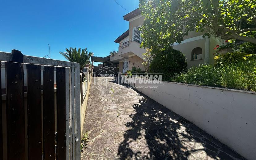 Villa in Via Giuseppe Fraccaroli, Fiumicino — foto 2 di 5