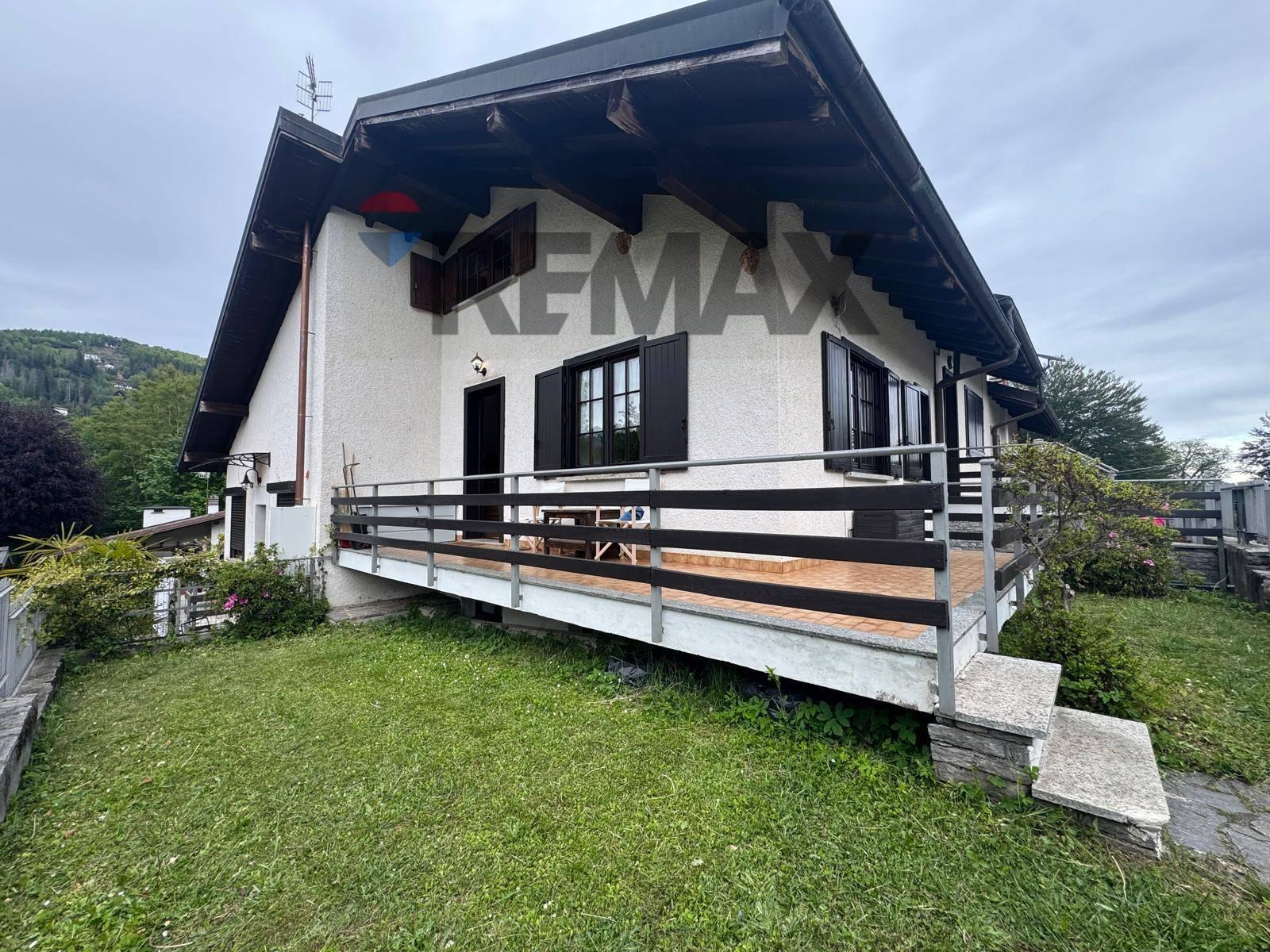 Villa a schiera in Via Marasaglia 2, Premeno