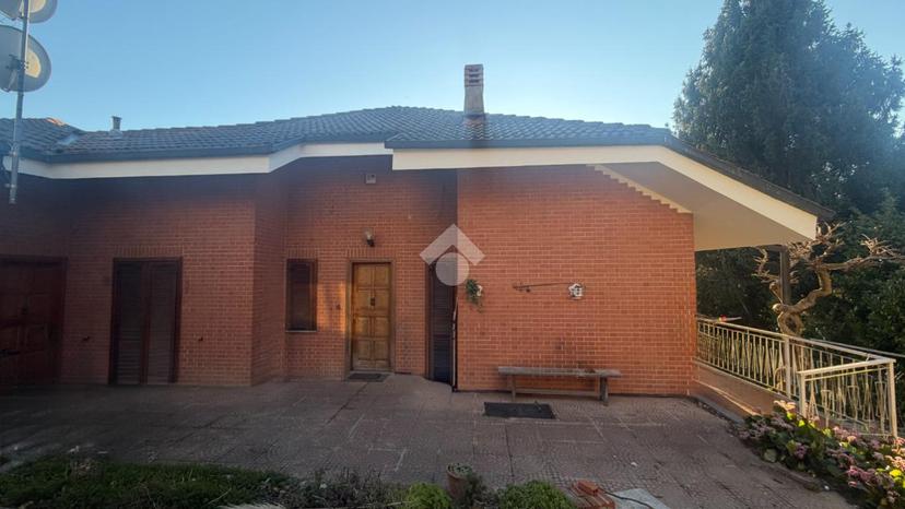 Villa in Strada San Raffaele 8, Castagneto Po — foto 3 di 5