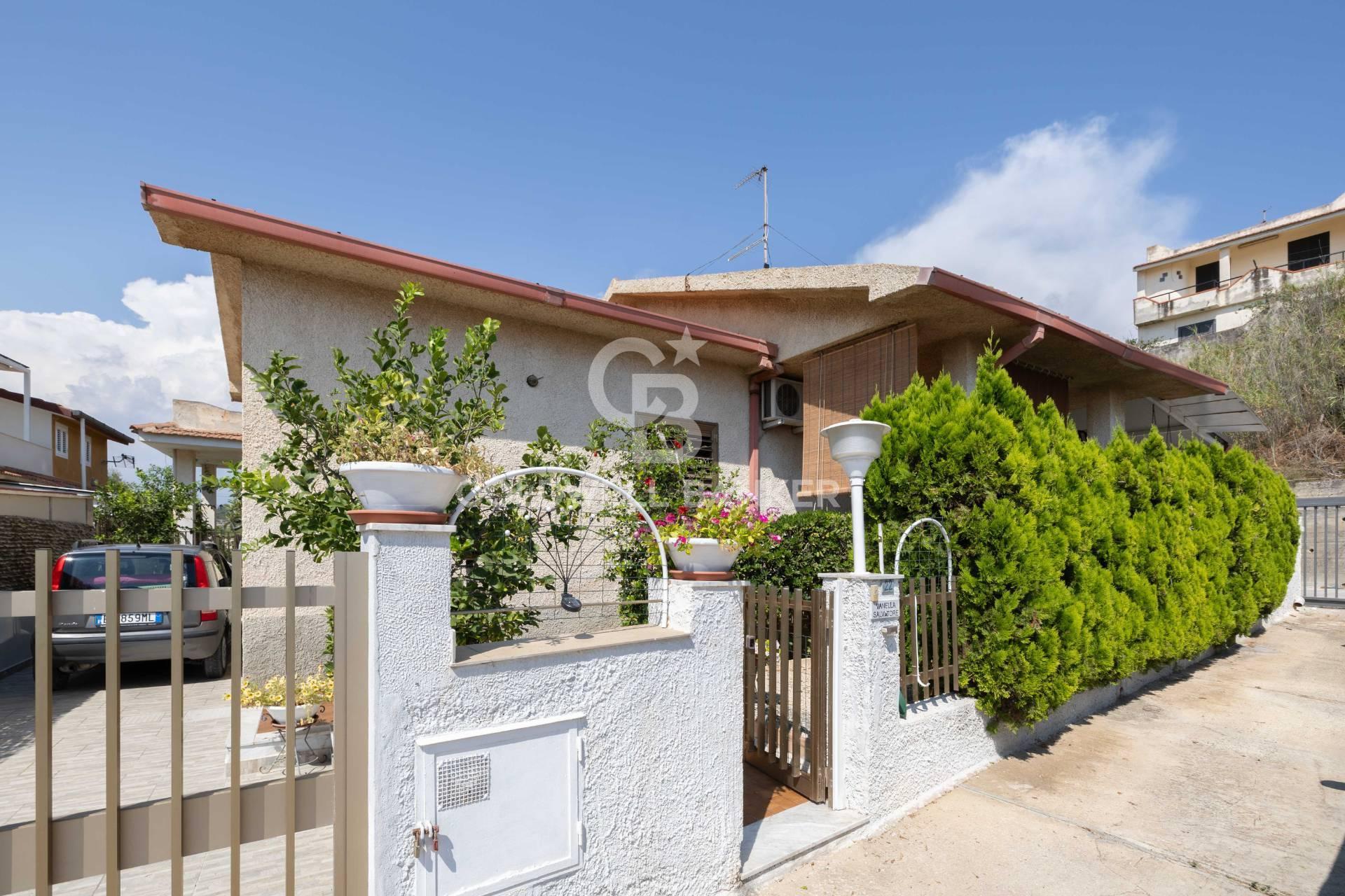Villa in Via Demostene, Scicli