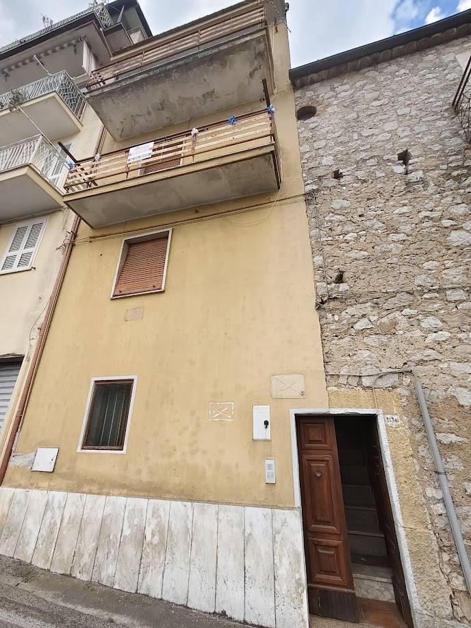 Trilocale in Via Arringo Snc, Sonnino — foto 4 di 5