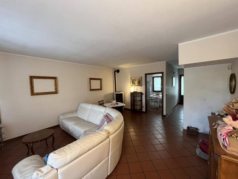 Villa a schiera in Via Ermanno Wolf Ferrari, Mirano — foto 2 di 5