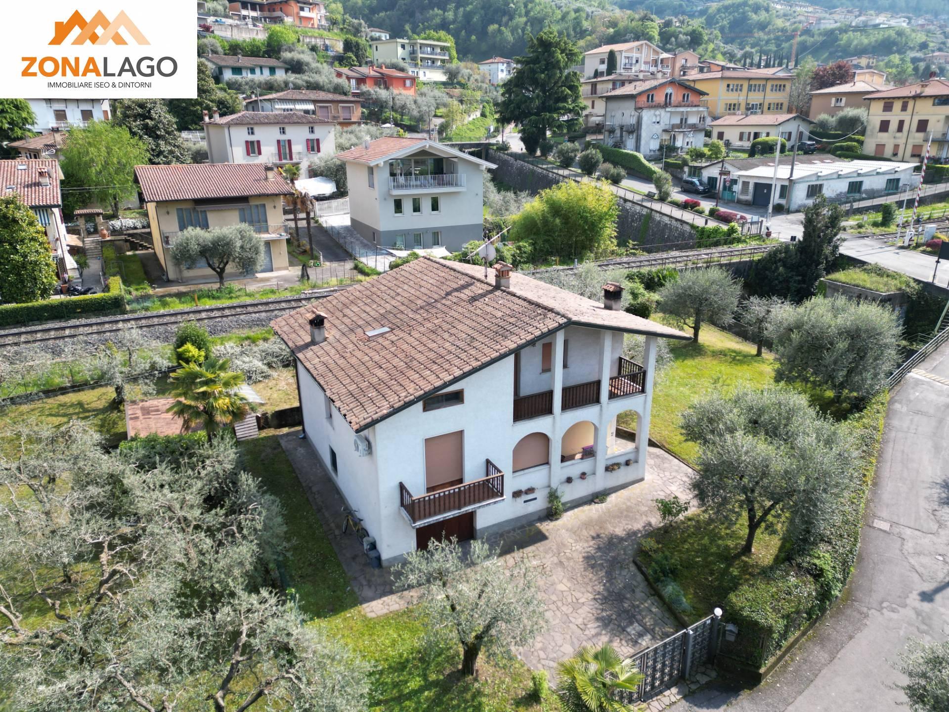 Casa indipendente in Cesare Battisti 89, Sulzano