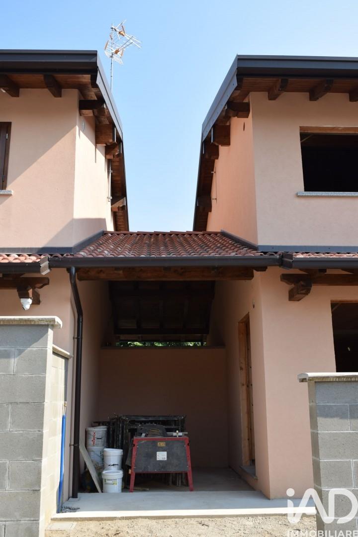 Villa in Via Bellini, Gravellona Lomellina