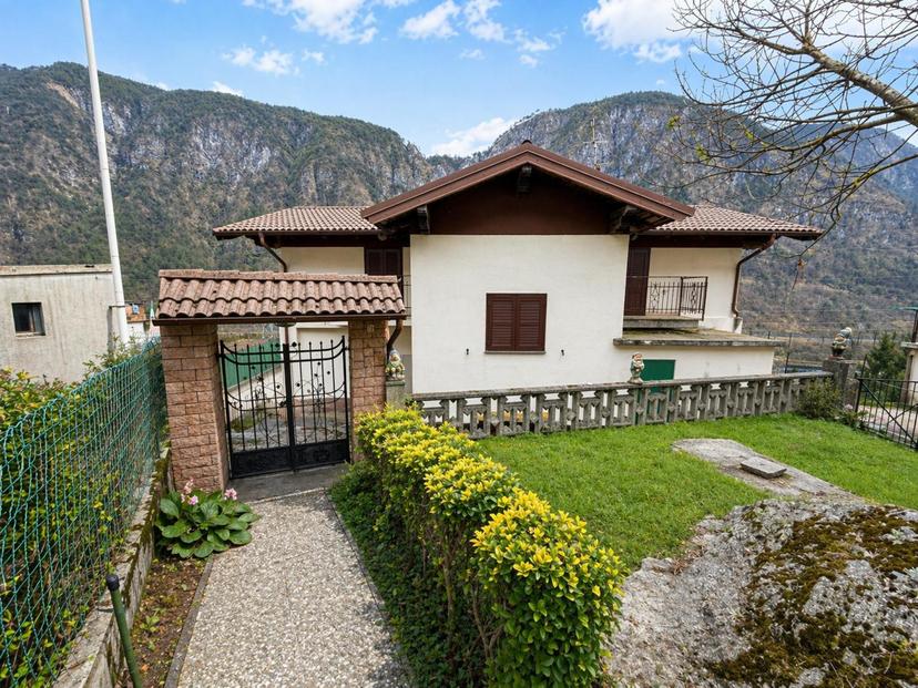 Villa unifamiliare in Chiusaforte 107, Chiusaforte — foto 5 di 5