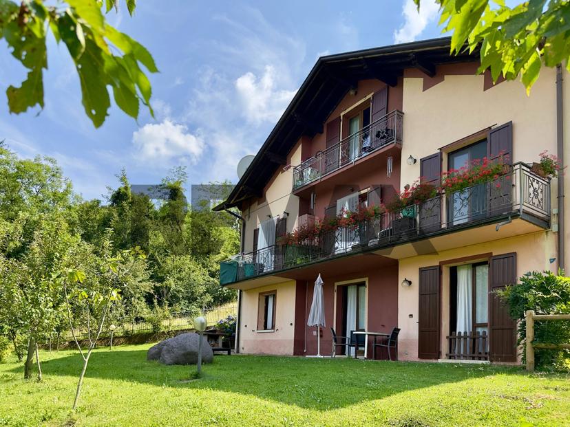 Villa in Via Brigata Lupi di Toscana 81, Sant'Omobono Terme — foto 2 di 5