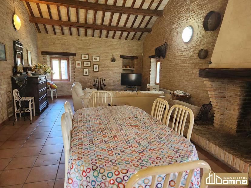 Villa unifamiliare in Contrada Vallememoria, Recanati — foto 2 di 5