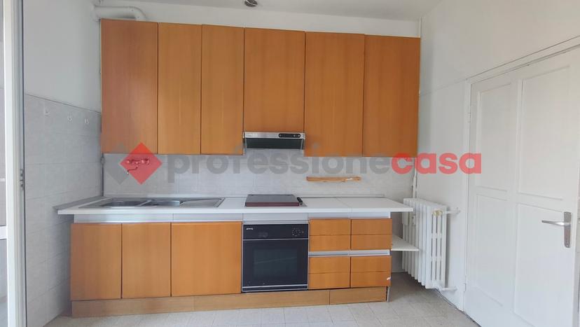 Trilocale in Via Legnone  23, Milano