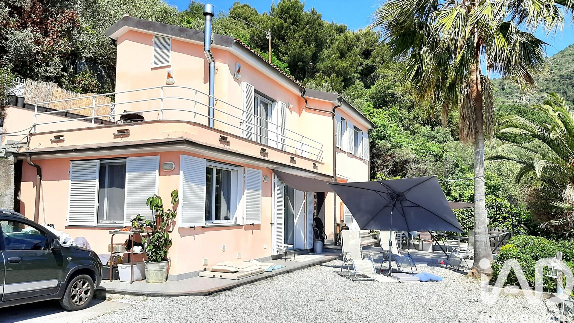Villa in Via Costa Lupara, Alassio