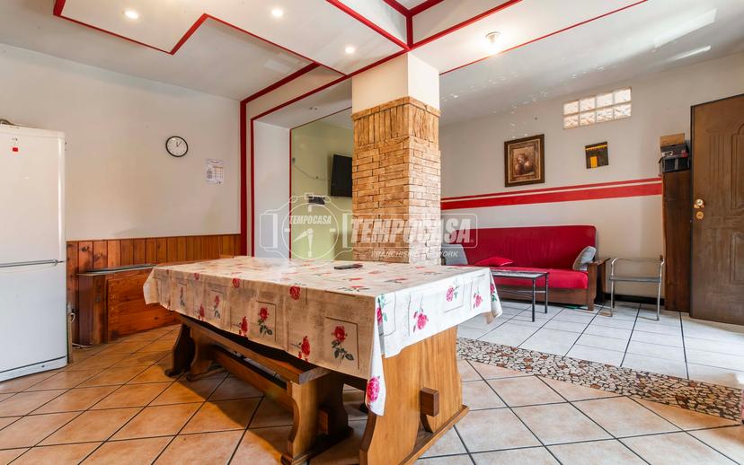 Trilocale in Via Cesare Battisti 23, Bulgarograsso — foto 2 di 5