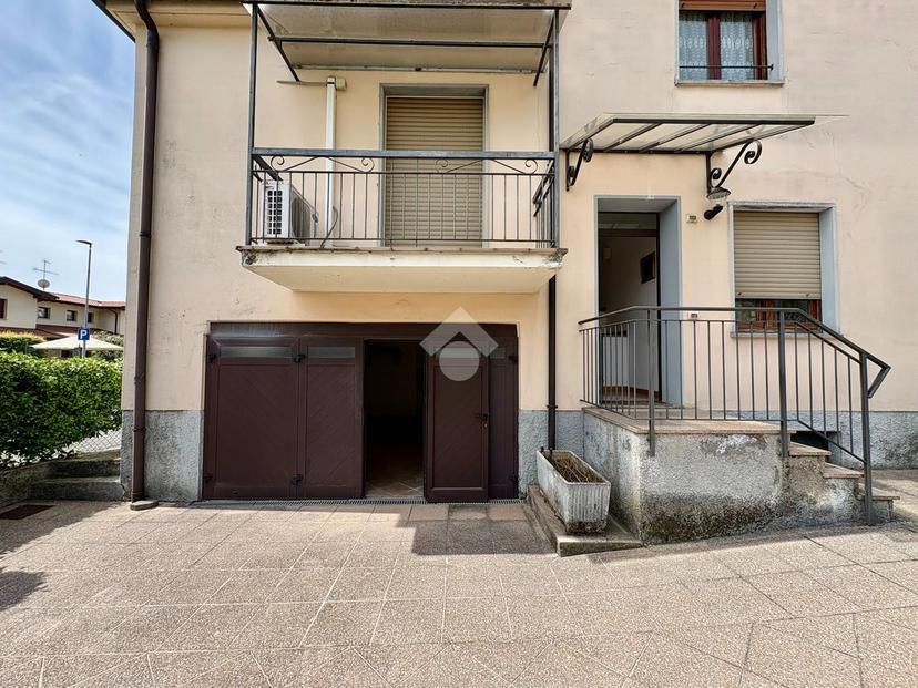 Trilocale in Via Fratelli Cairoli 36, Adro — foto 2 di 5