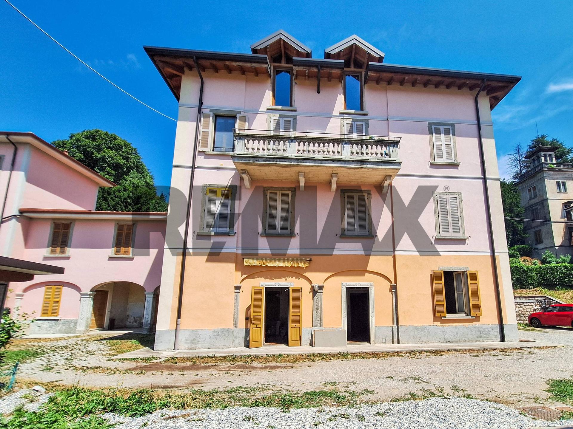 Bilocale in Via Saltrio 9, Viggiù