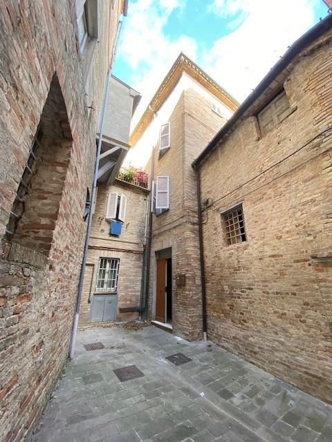 Appartamento in Via Tiglio 27, Montegiorgio