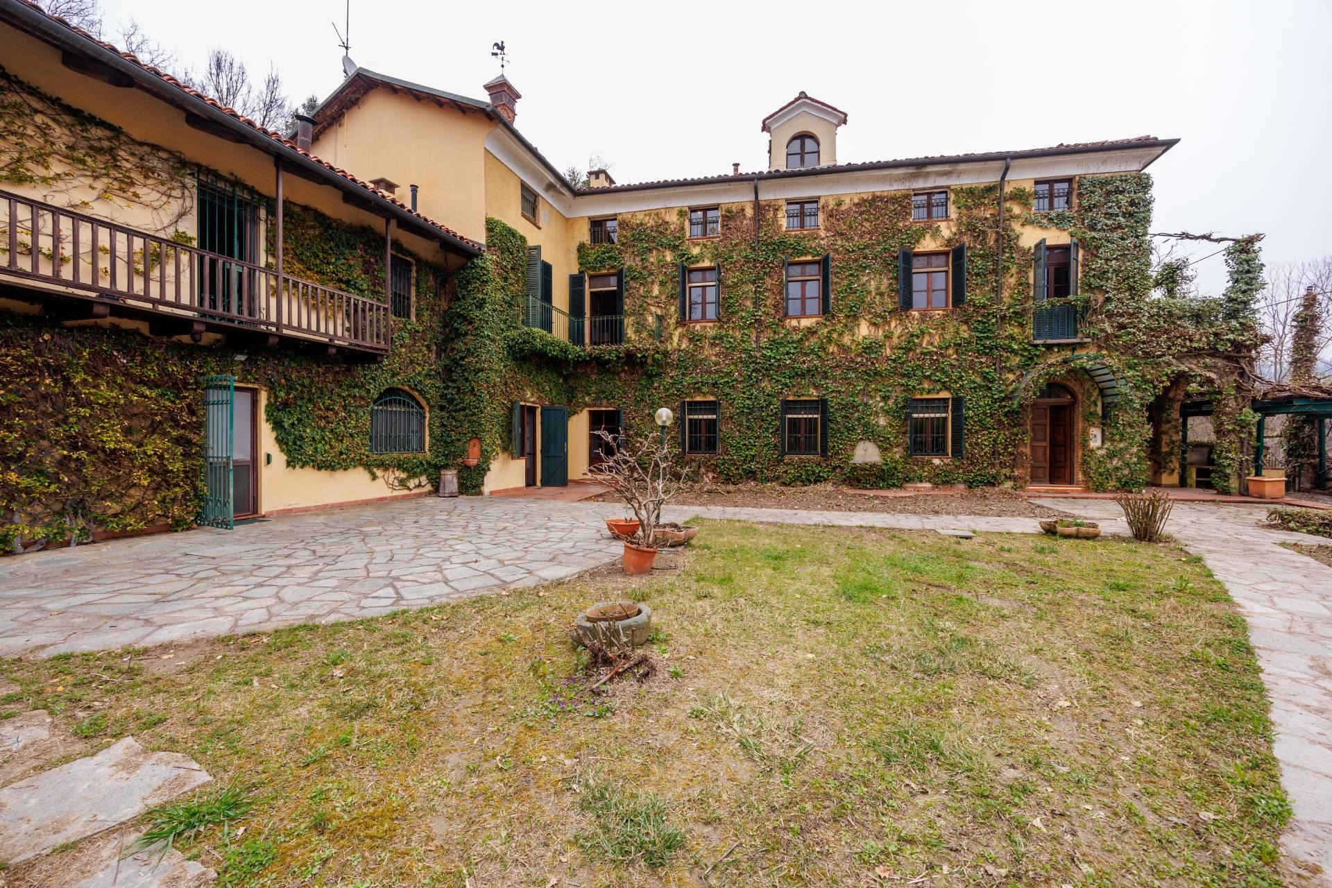 Casa indipendente in Strada Regione Serrapone, Rivalba