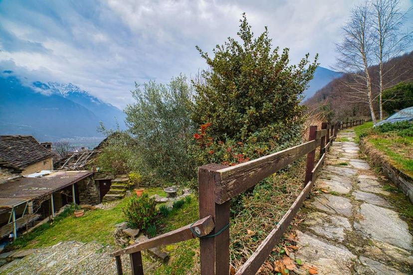 Casa indipendente in  Mongiardino, Villadossola — foto 4 di 5