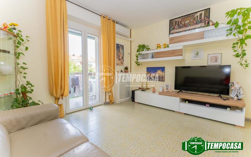 Trilocale in Via Olivieri Alessio 7, Milano