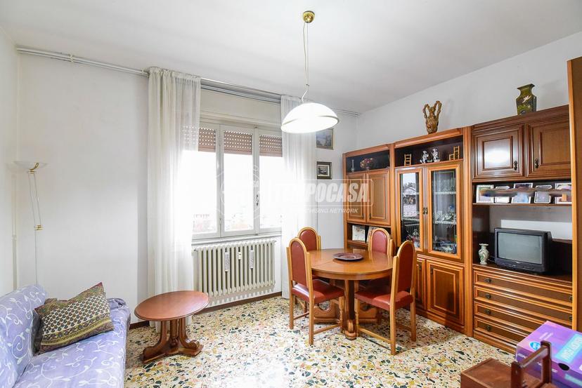 Bilocale in Via Vittorio Vergani, Cantù
