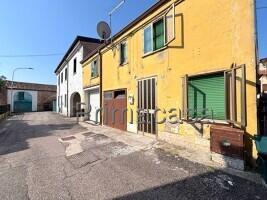 Villa a schiera in Via Dietro Castello 29, Sanguinetto — foto 4 di 5