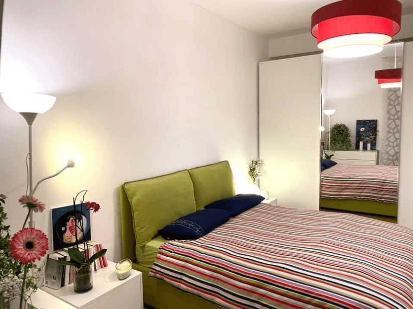 Stanza in appartamento in Via Giorgio Washington, Milano