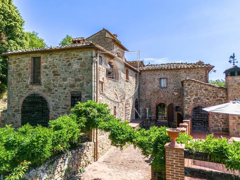 Castello in Strada Lauretana 3, Sinalunga — foto 2 di 5