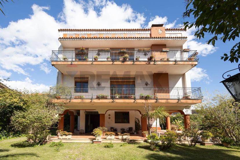 Villa in Via Alcide De Gasperi 21, Sant'Agata li Battiati — foto 5 di 5