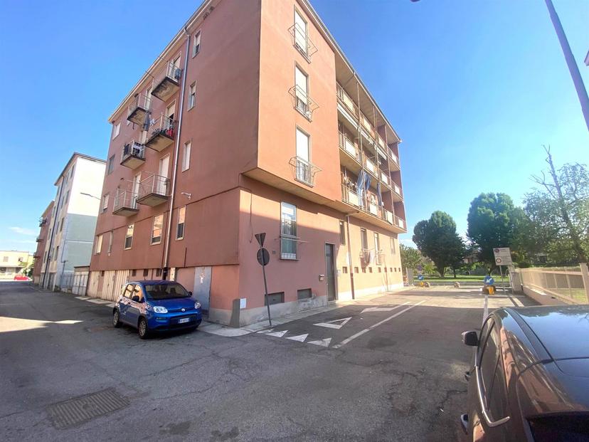 Bilocale in Via Papa Giovanni, Trino — foto 2 di 5