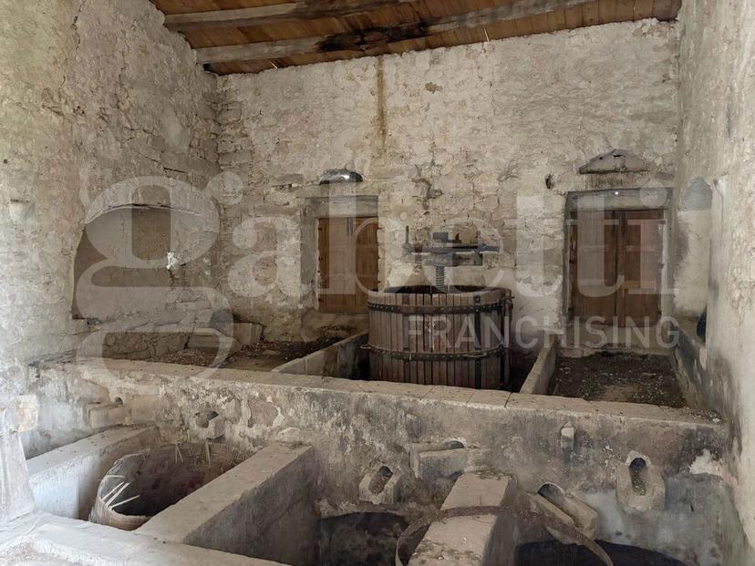 Cascina in Contrada Olivieri Sn, Vittoria — foto 2 di 5