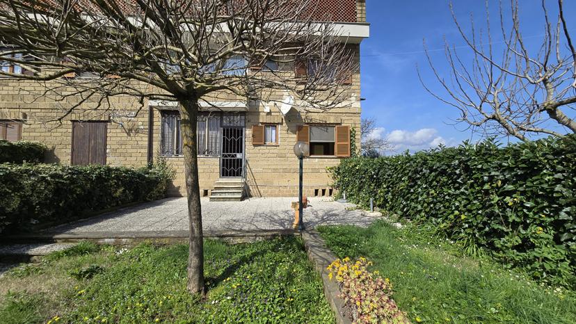 Trilocale in Viale Regina Margherita, 3, Capodimonte — foto 5 di 5